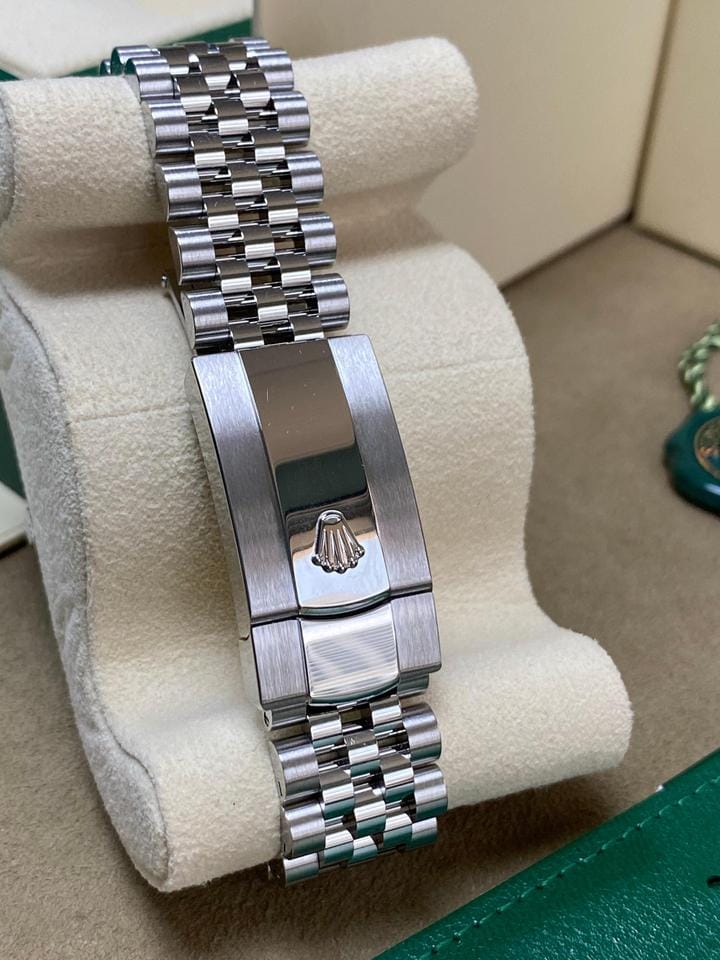 Rolex | Datejust | 126200-0007 | Steel | 36 mm | Steel | White | Automatic