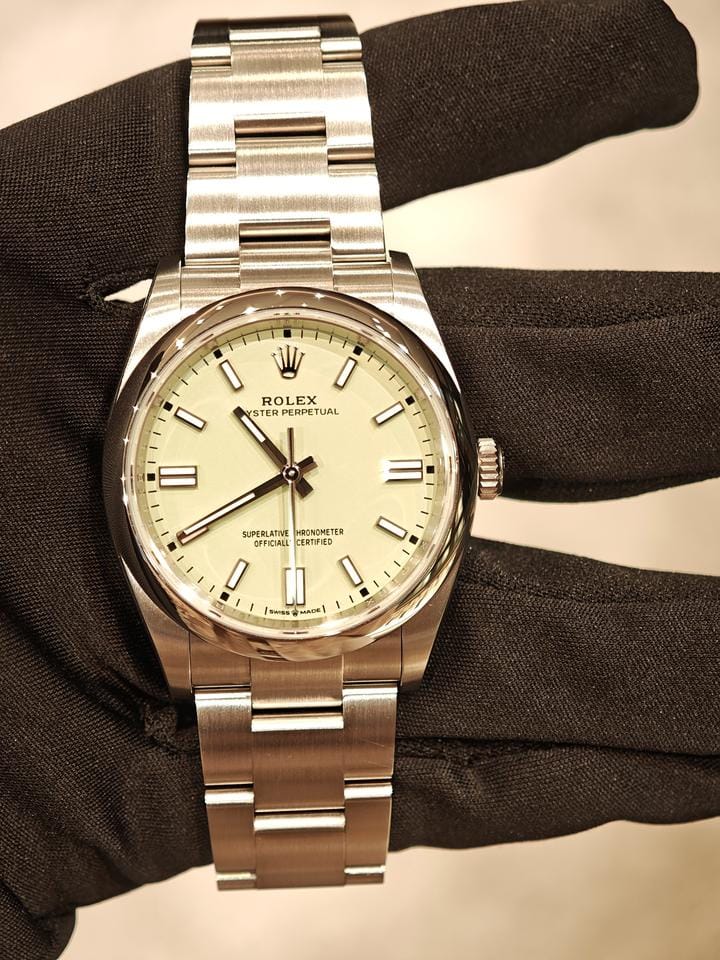 Rolex | Oyster Perpetual | 126000-011 | Steel | Steel | Green | Automatic