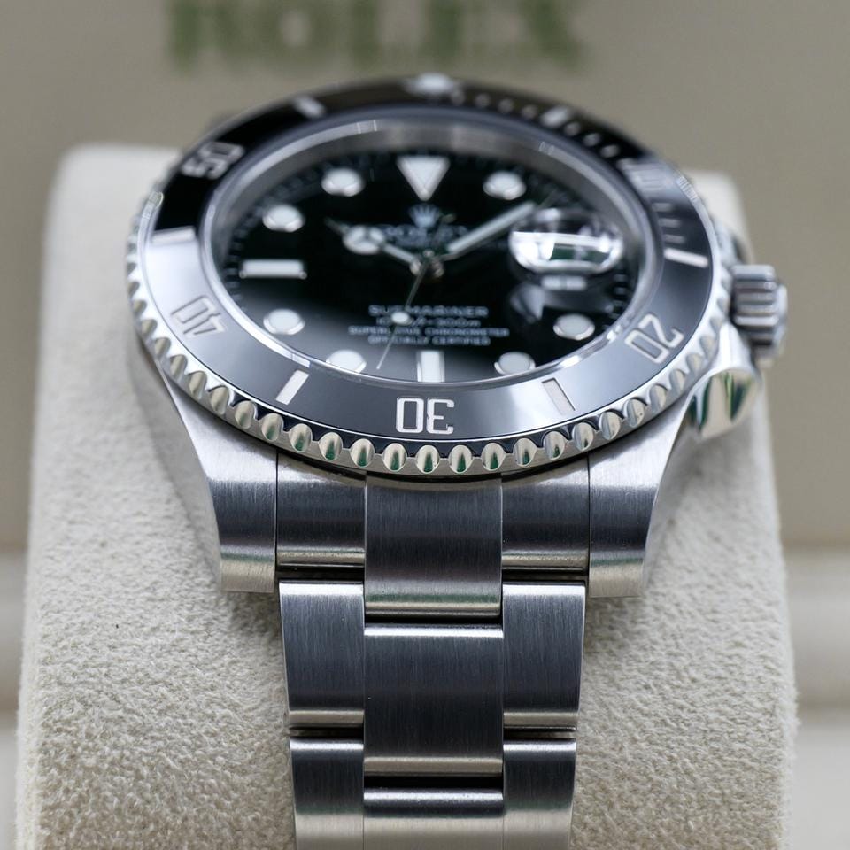 Rolex | Submariner | 116610LN | Steel | 40 mm | Steel | Black | Automatic