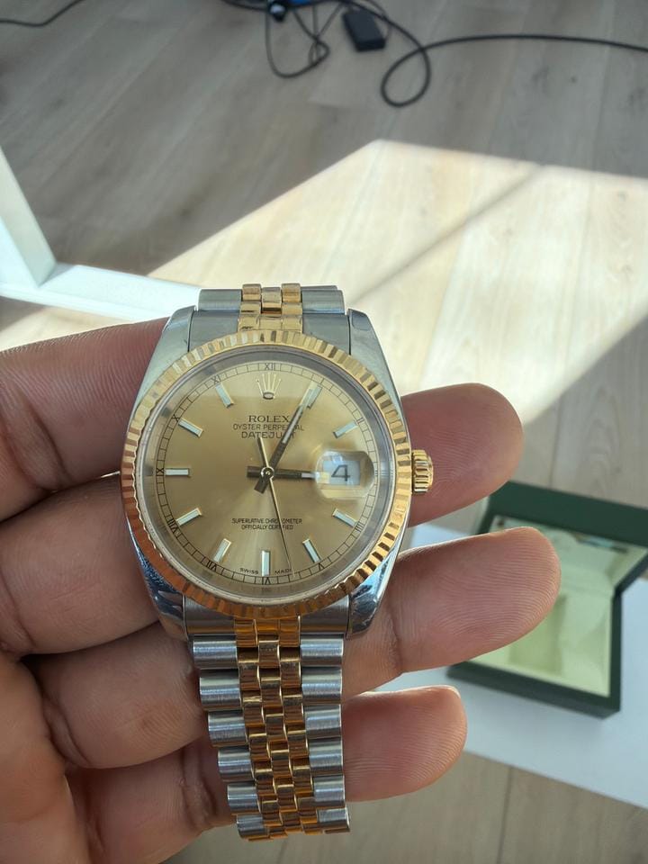 Rolex | Datejust | 116233 | Yellow gold | 36 mm | Gold/Steel | Champagne | Automatic