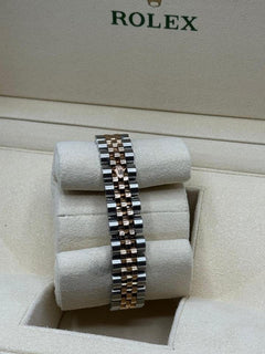 Rolex | Datejust | 179171 | Gold/Steel | 26 mm | Gold/Steel | Mother of pearl | Automatic