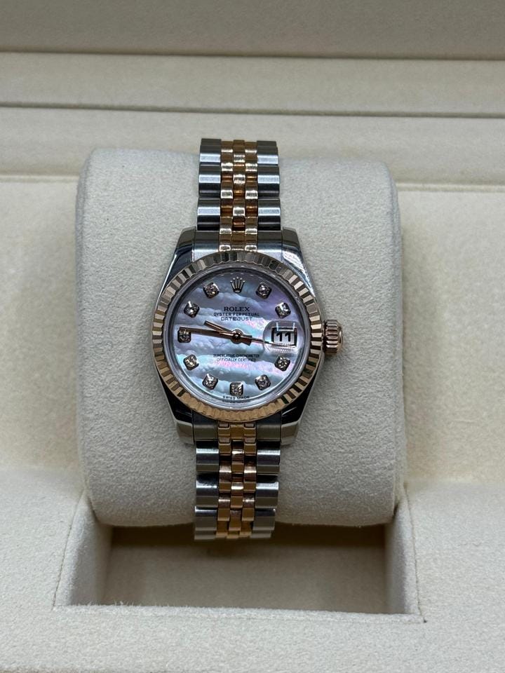 Rolex | Datejust | 179171 | Gold/Steel | 26 mm | Gold/Steel | Mother of pearl | Automatic
