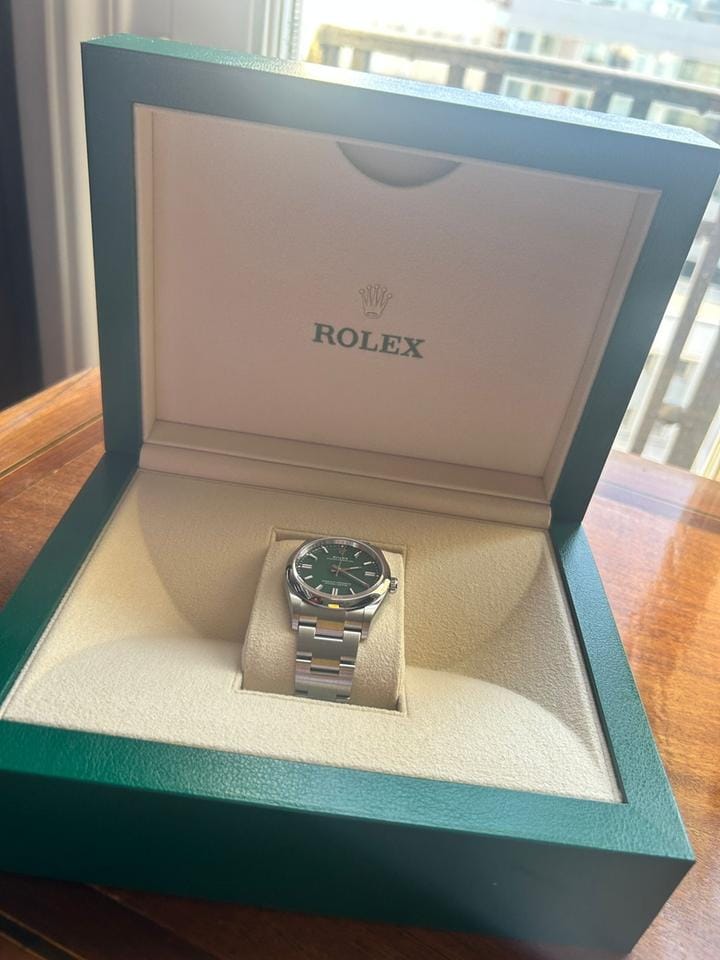 Rolex | Oyster Perpetual | 126000 | Steel | Green | Automatic