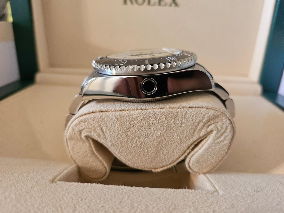 Rolex | Sea-Dweller | 116660 | 44 mm | Steel | Automatic