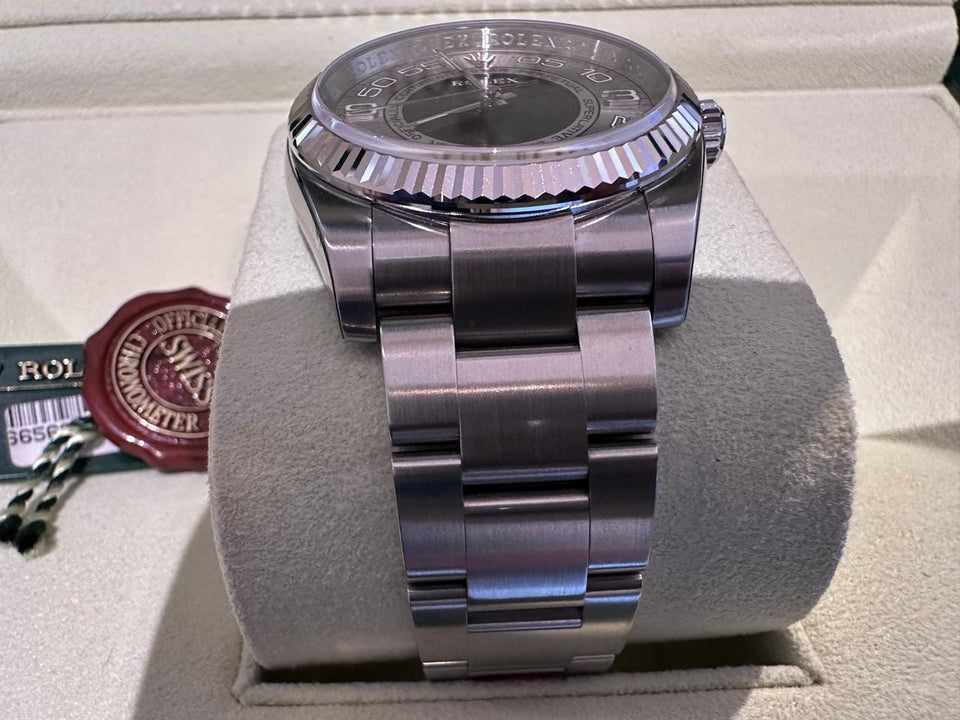 Rolex | Oyster Perpetual | 116000 | Steel | 36 mm | Steel | Silver (solid) | Automatic