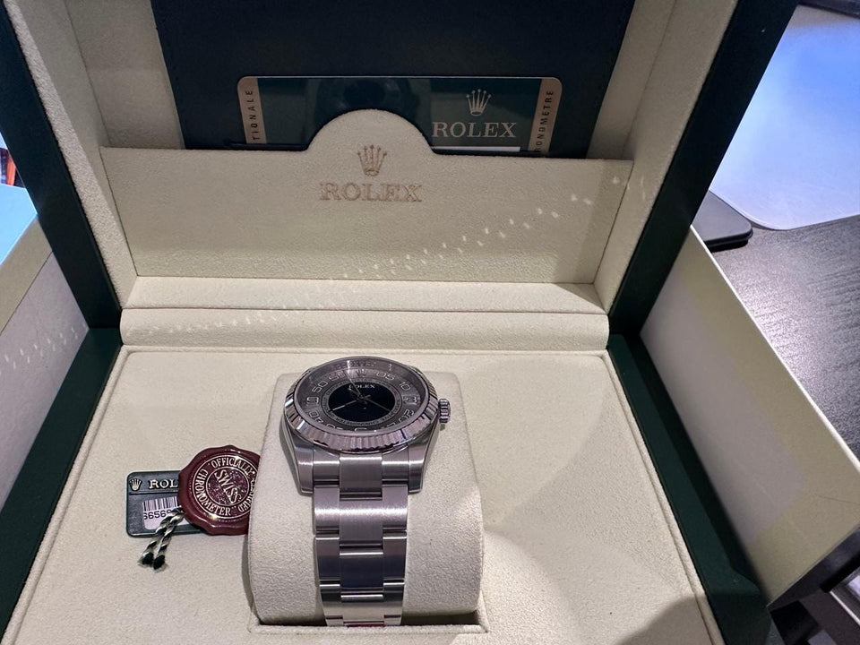 Rolex | Oyster Perpetual | 116000 | Steel | 36 mm | Steel | Silver (solid) | Automatic