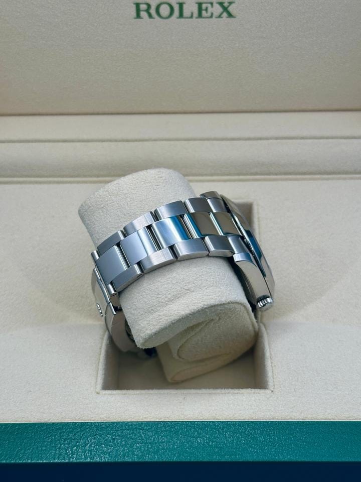 Rolex | Datejust | 126334 | Steel | 41 mm | Steel | Silver (solid) | Automatic