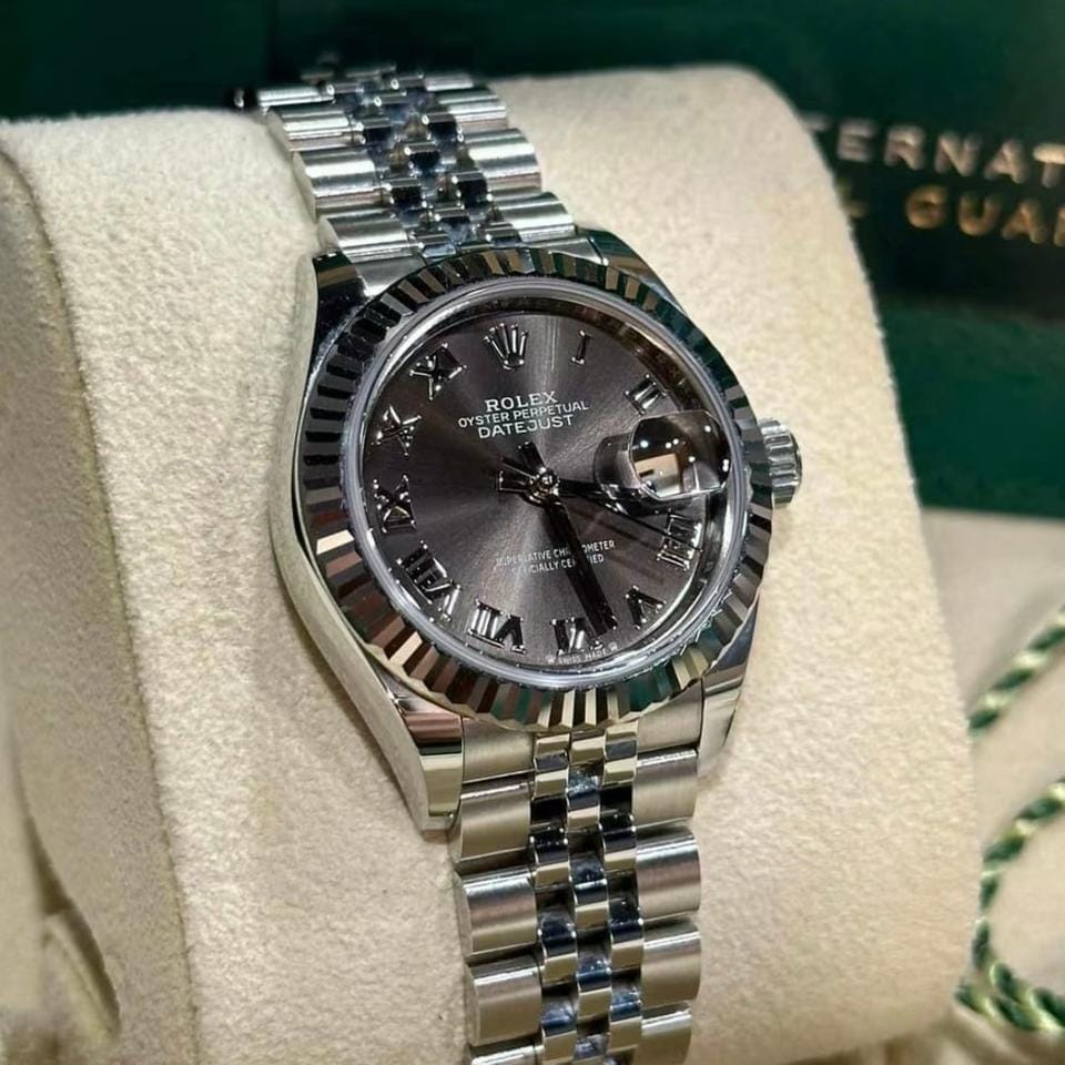Rolex | Datejust | 279174 GREY ROMAN JUB | White gold | 28 mm | Steel | Grey | Automatic