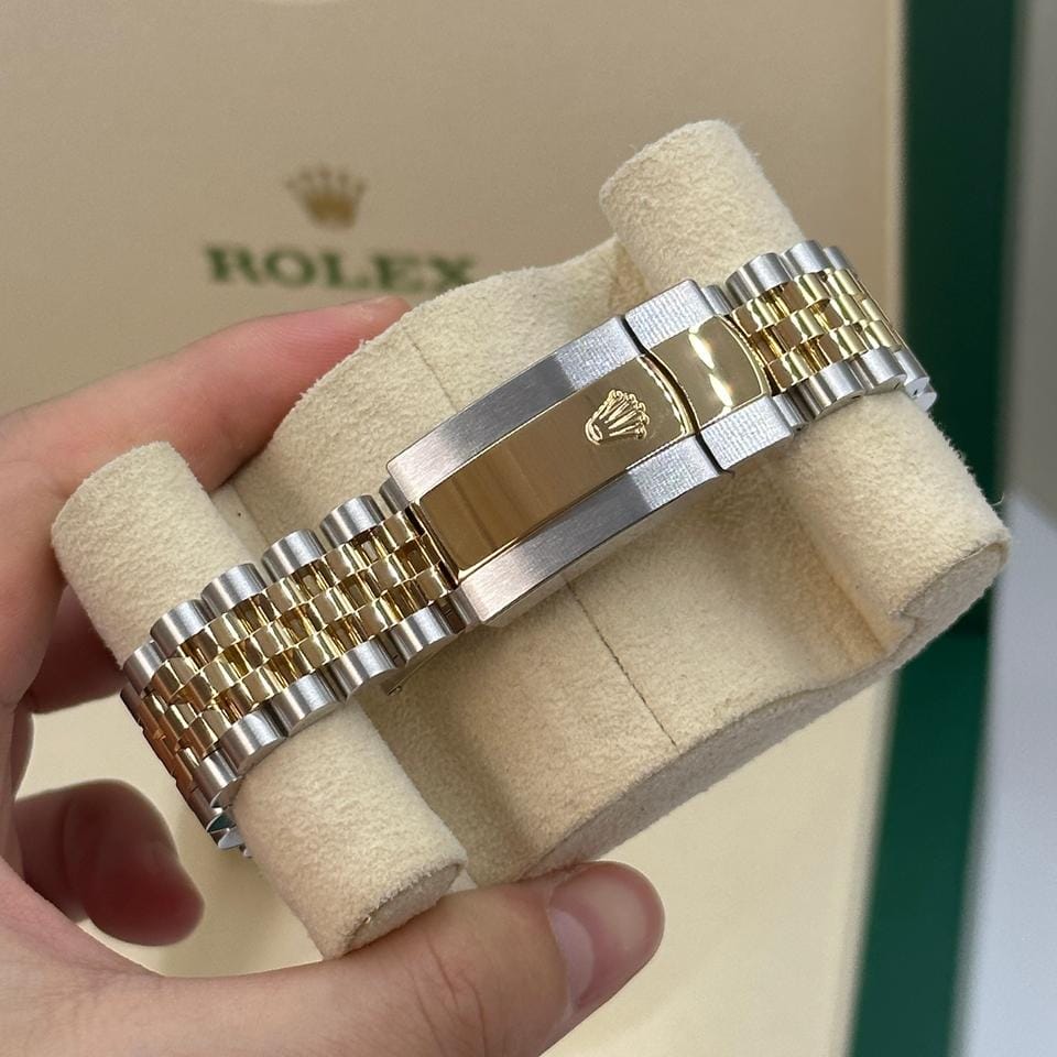 Rolex | Datejust | 126233 | Steel | 36 mm | Gold/Steel | White | Automatic