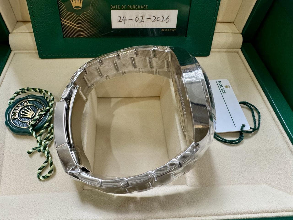 Rolex | Explorer II | 226570 | Steel | 40 mm | Steel | Black | Automatic