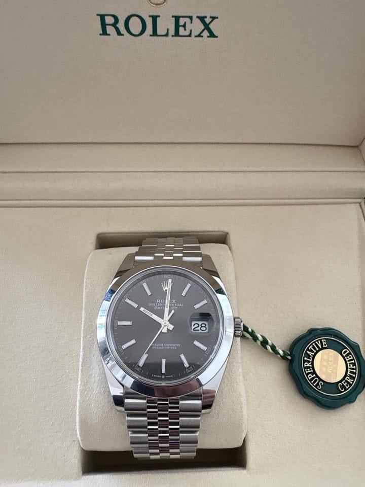 Rolex | Datejust | 126300 | Steel | 41 x 42 mm | Steel | Grey | Automatic