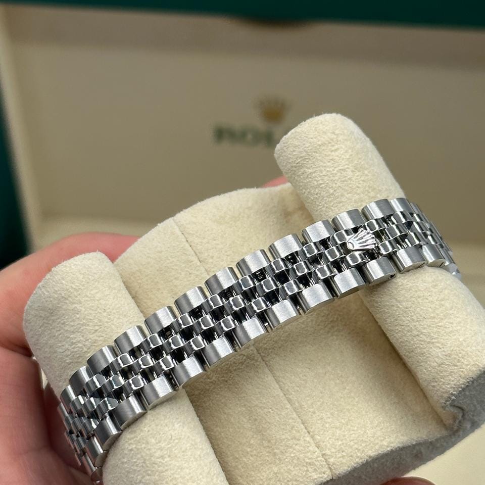 Rolex | Datejust | 279174 WHITE ROMAN JUB | Steel | 28 mm | Steel | White | Automatic