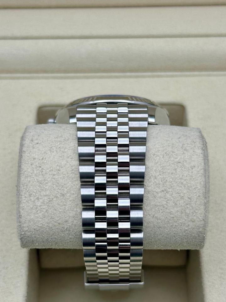 Rolex | Datejust | 126234 | Steel | 41 mm | Steel | Black | Automatic