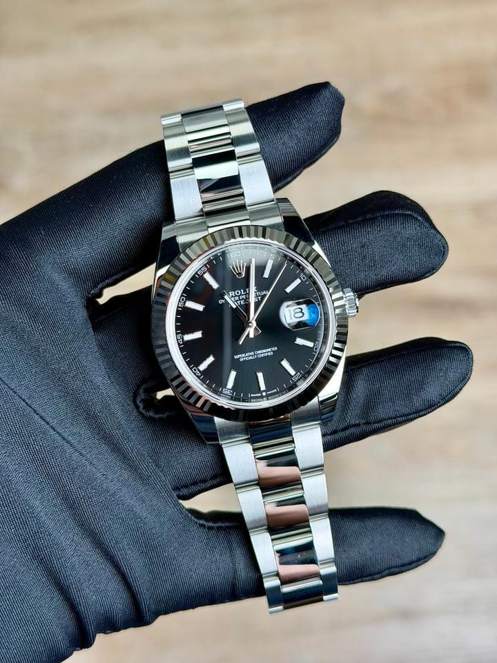 Rolex | Datejust | 126334 | Gold/Steel | 41 mm | Steel | Black | Automatic