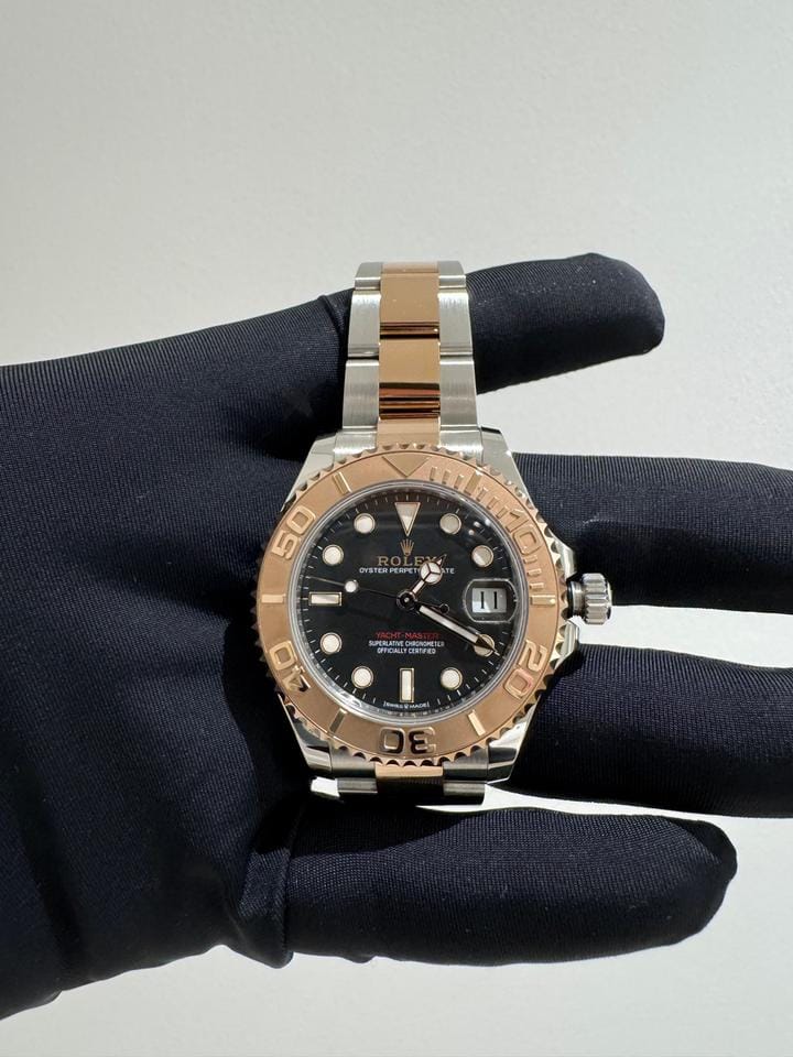 Rolex | Yacht-Master | 268621 | Rose gold | 37 mm | Gold/Steel | Black | Automatic