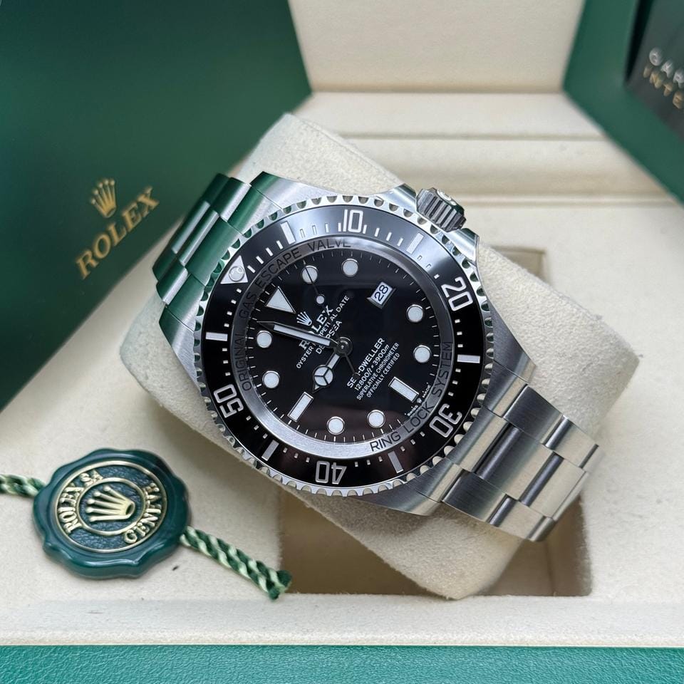 Rolex | Sea-Dweller | 126660-0002 | Steel | 44 mm | Steel | Black | Automatic