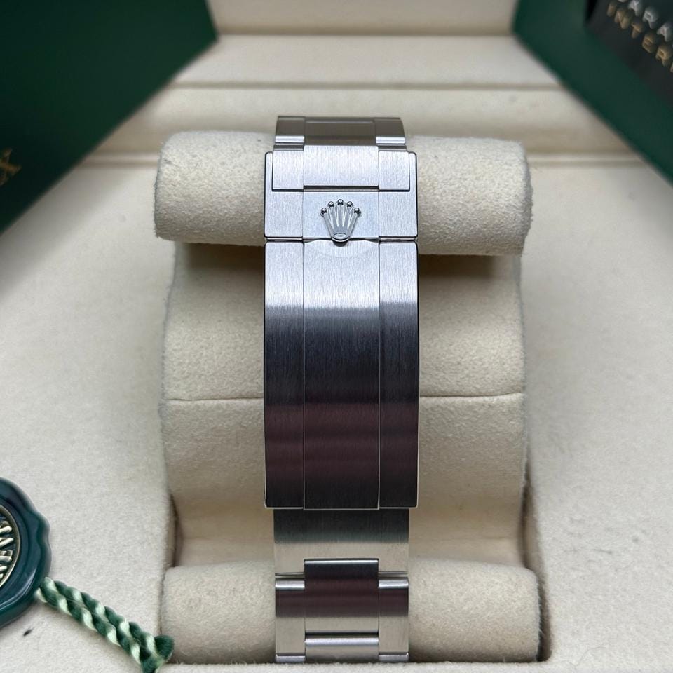 Rolex | Sea-Dweller | 126660-0002 | Steel | 44 mm | Steel | Black | Automatic