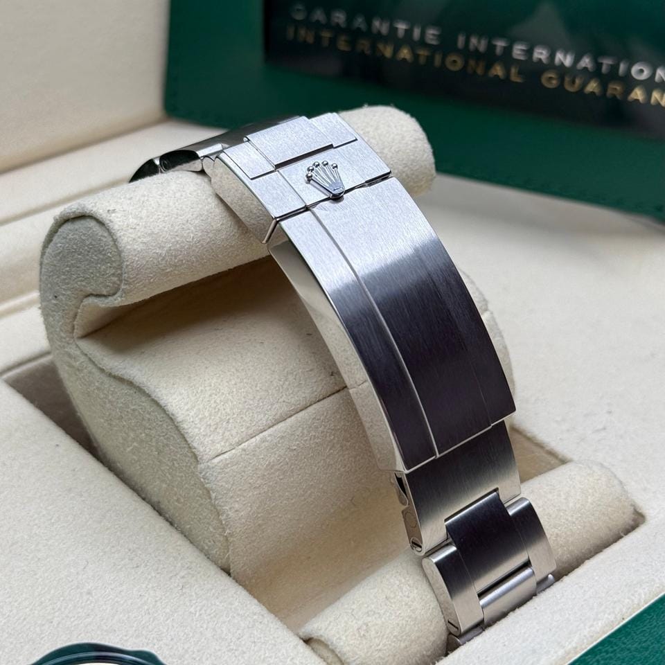 Rolex | Sea-Dweller | 126660-0002 | Steel | 44 mm | Steel | Black | Automatic