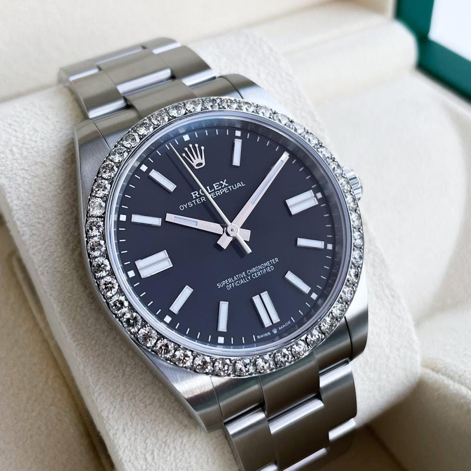 Rolex | Oyster Perpetual | 124300 | 41 mm | Black | Automatic