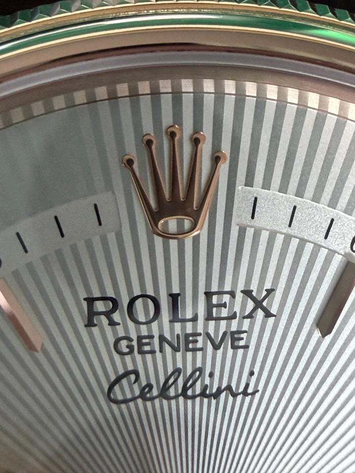 Rolex | Cellini | 50525 | Rose gold | 39 mm | Leather | Silver | Automatic