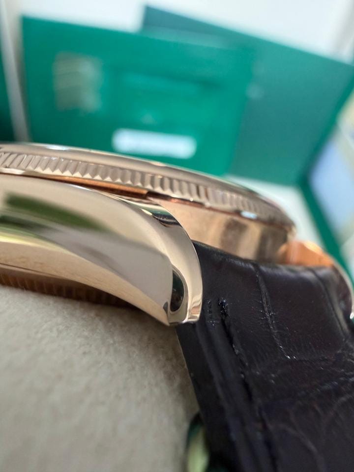 Rolex | Cellini | 50525 | Rose gold | 39 mm | Leather | Silver | Automatic