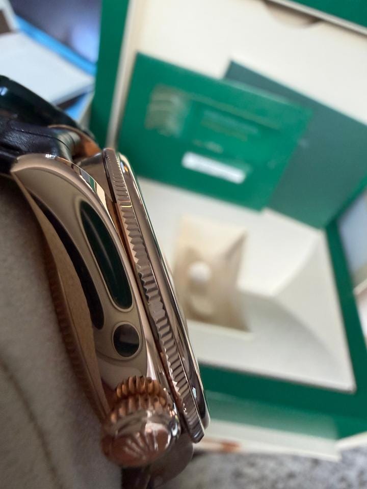 Rolex | Cellini | 50525 | Rose gold | 39 mm | Leather | Silver | Automatic