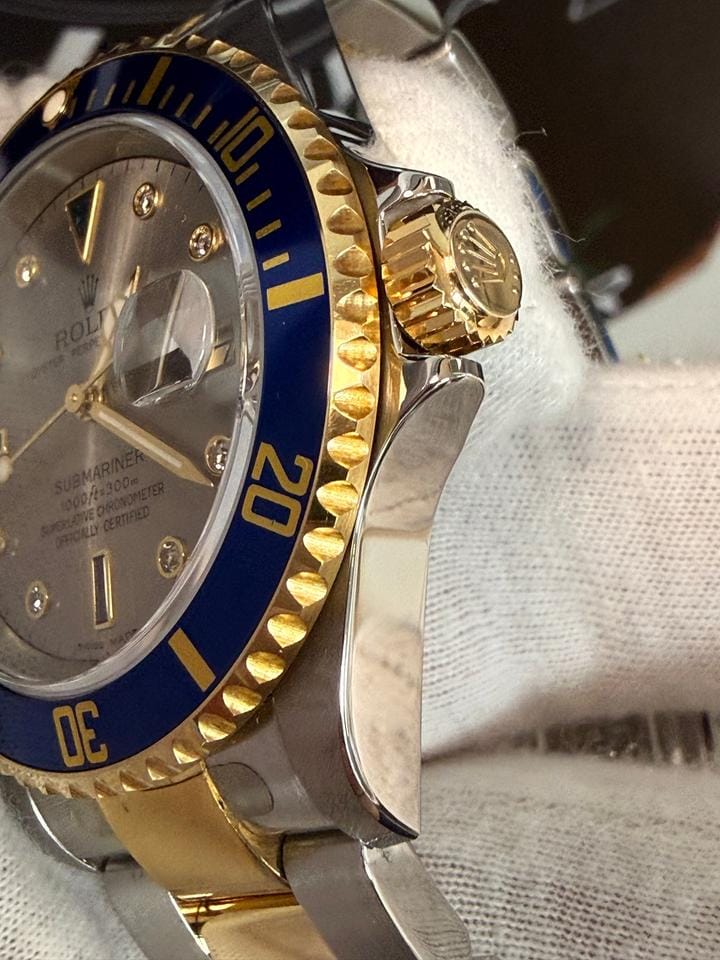 Rolex | Submariner | 16613 Serti sultan | Gold/Steel | 40 mm | Gold/Steel | Silver | Automatic