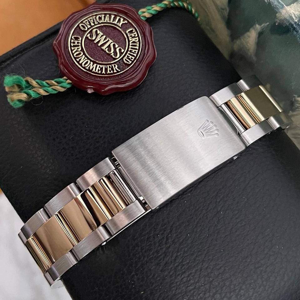 Rolex | GMT-Master II | 16713 | Gold/Steel | 40 mm | Gold/Steel | Black | Automatic