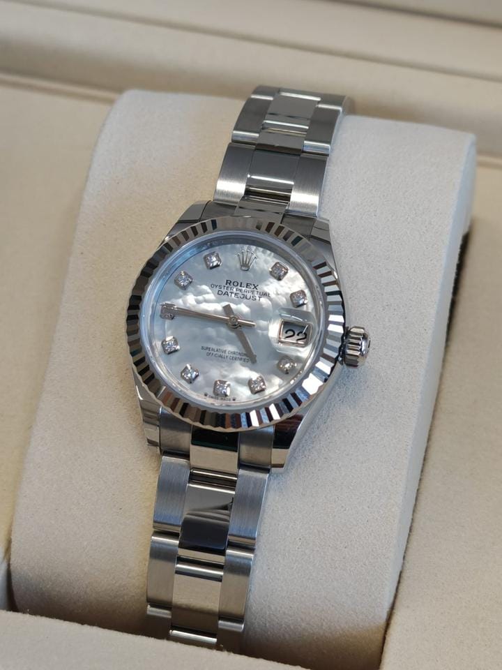 Rolex | Datejust | 279174NG WHITE OYS | Gold/Steel | 28 mm | Steel | Silver | Automatic