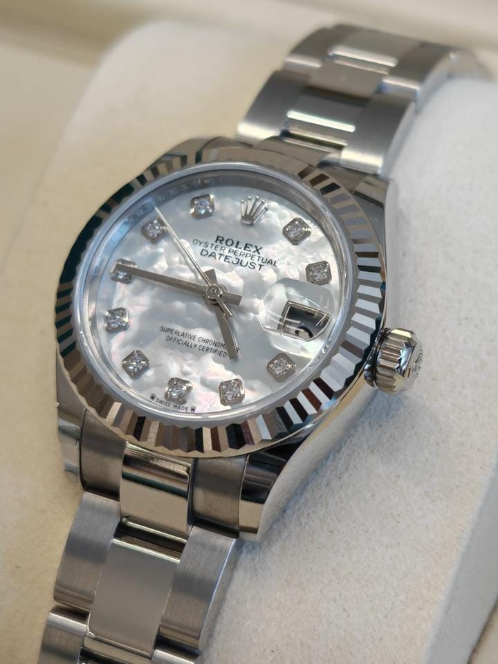 Rolex | Datejust | 279174NG WHITE OYS | Gold/Steel | 28 mm | Steel | Silver | Automatic