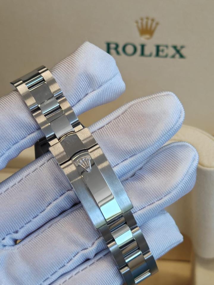 Rolex | Datejust | 279174NG WHITE OYS | Gold/Steel | 28 mm | Steel | Silver | Automatic
