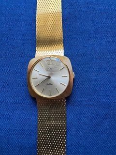 Rolex | Cellini | 3747 | Yellow gold | 30.5 mm | Yellow gold | Silver | Manual winding