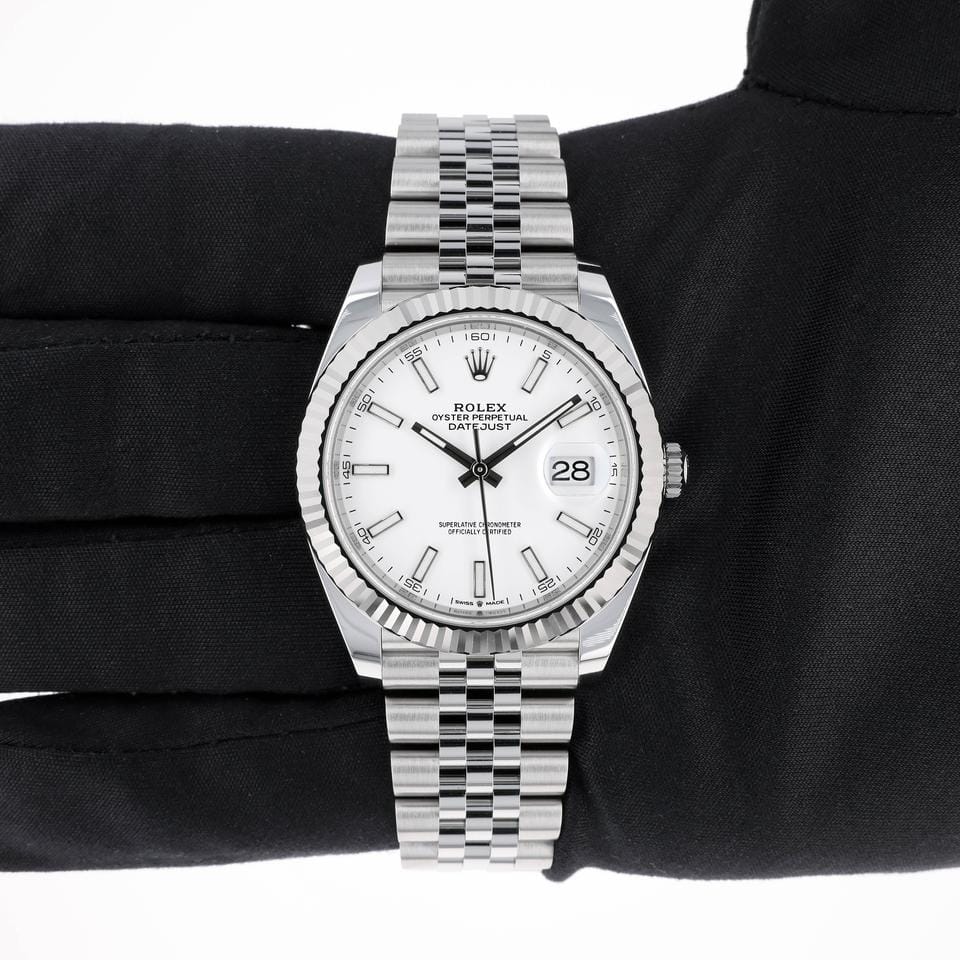 Rolex | Datejust | 126334 | Steel | 41 x 49 mm | Steel | White | Automatic