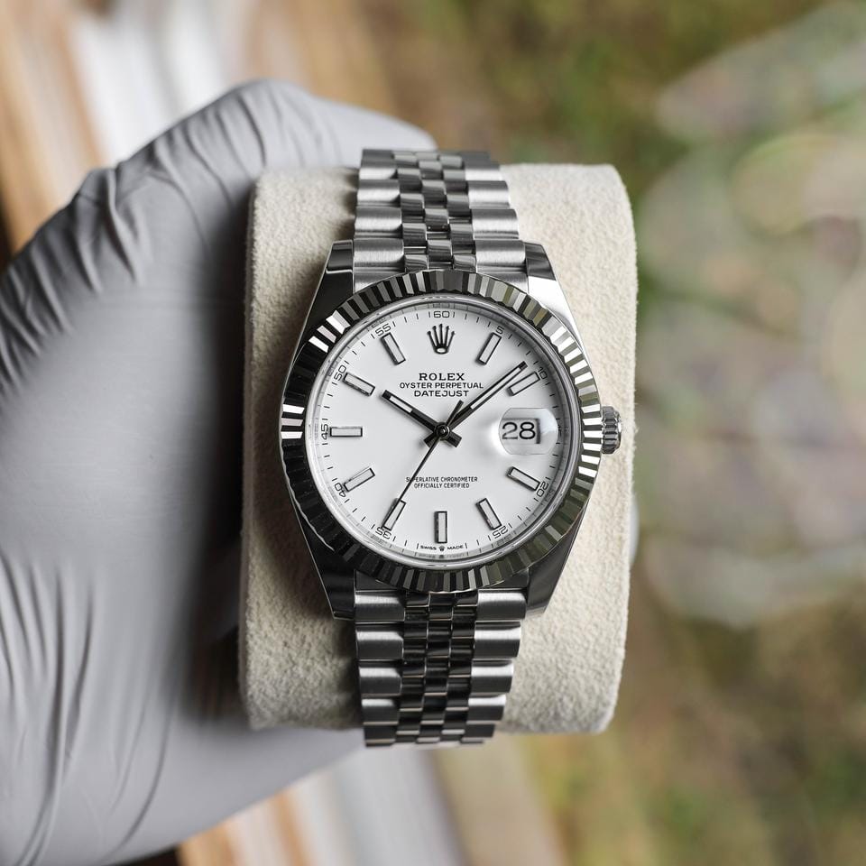 Rolex | Datejust | 126334 | Steel | 41 x 49 mm | Steel | White | Automatic