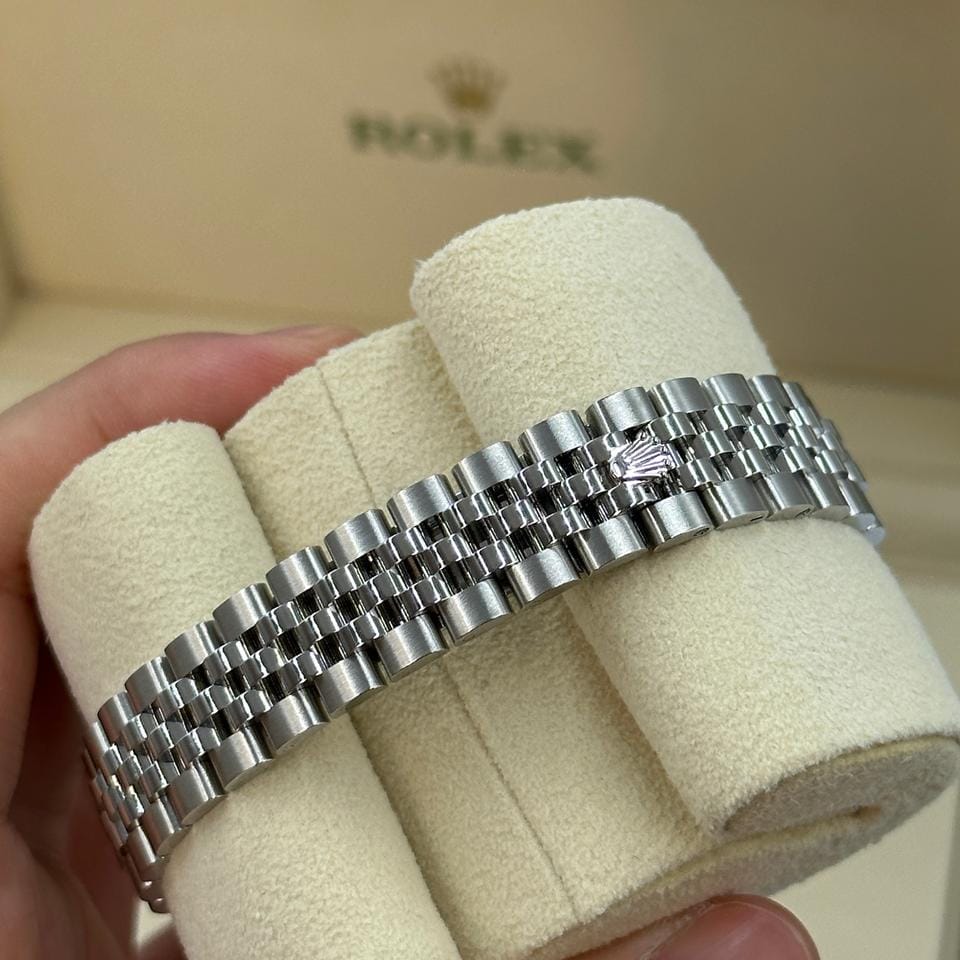 Rolex | Datejust | 279174 NG WHITE JUB | Gold/Steel | 28 mm | Steel | Silver | Automatic