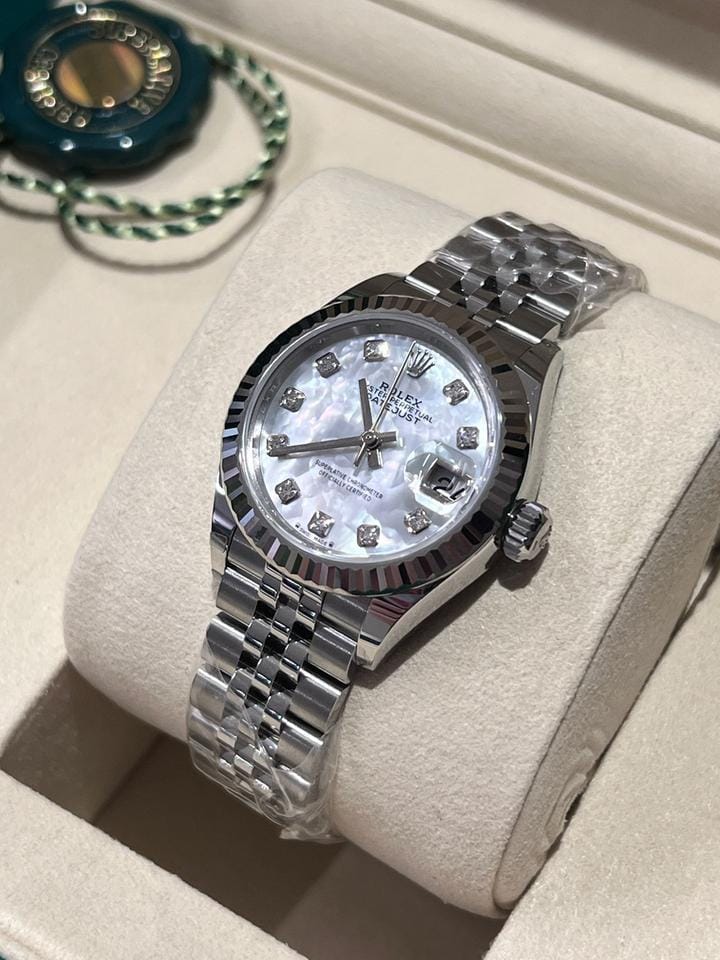 Rolex | Datejust | 279174 NG WHITE JUB | Gold/Steel | 28 mm | Steel | Silver | Automatic
