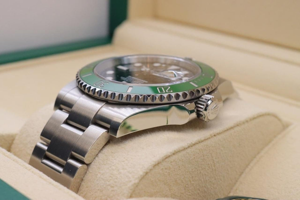 Rolex | Submariner | 126610LV-0002 | Steel | 41 mm | Black