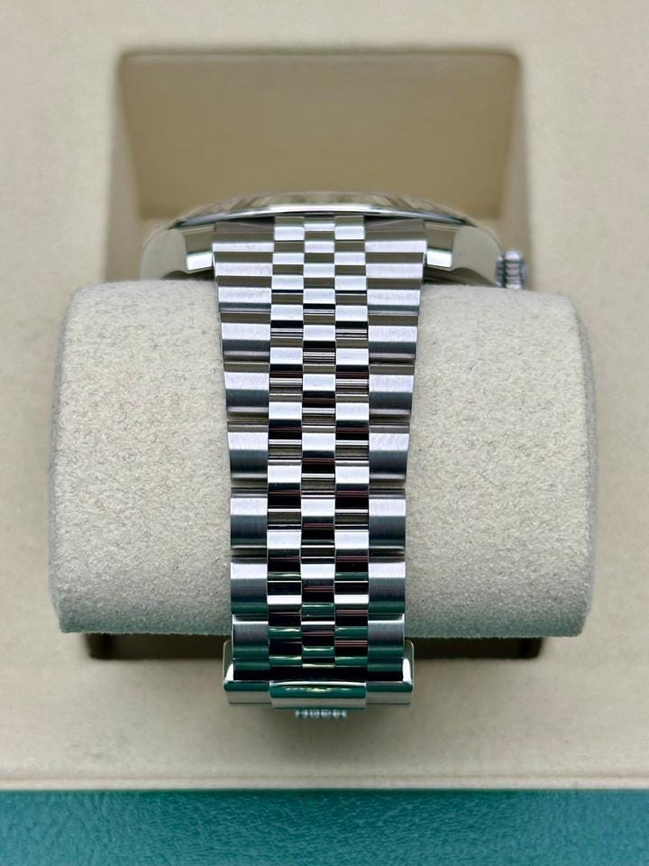 Rolex | Datejust | 126234 | Steel | 41 mm | Steel | Silver (solid) | Automatic
