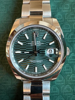 Rolex | Datejust | 126300 | White gold | 41 mm | Steel | Green | Automatic