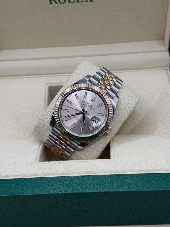 Rolex | Datejust | 126331 | Rose gold | 41 mm | Gold/Steel | Bronze | Automatic