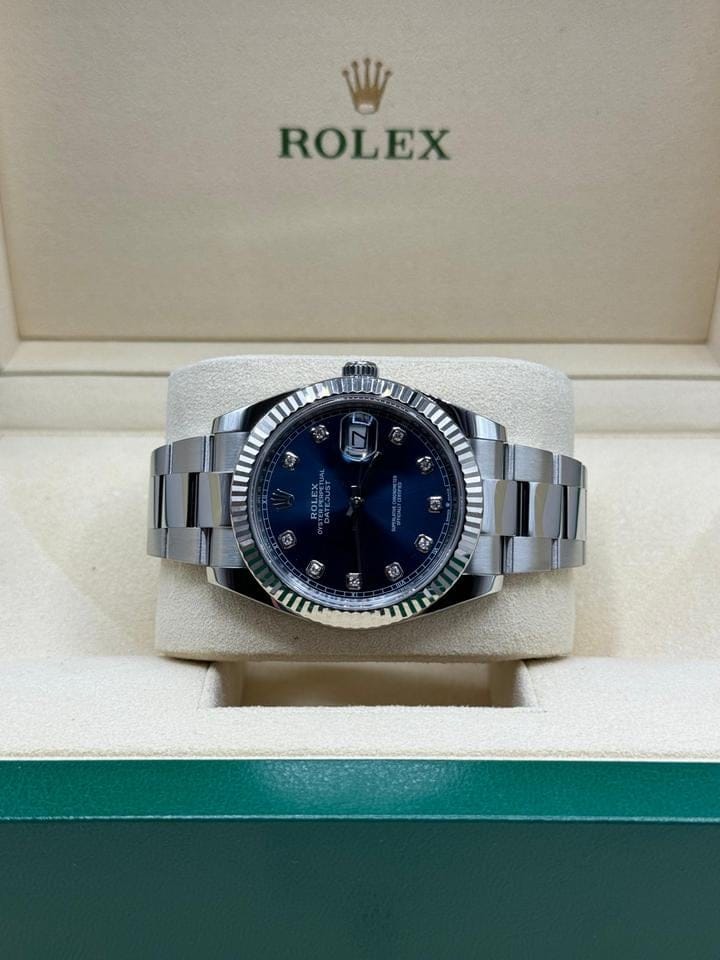 Rolex | Datejust | 126334 | White gold | 41 mm | Steel | Bordeaux | Automatic