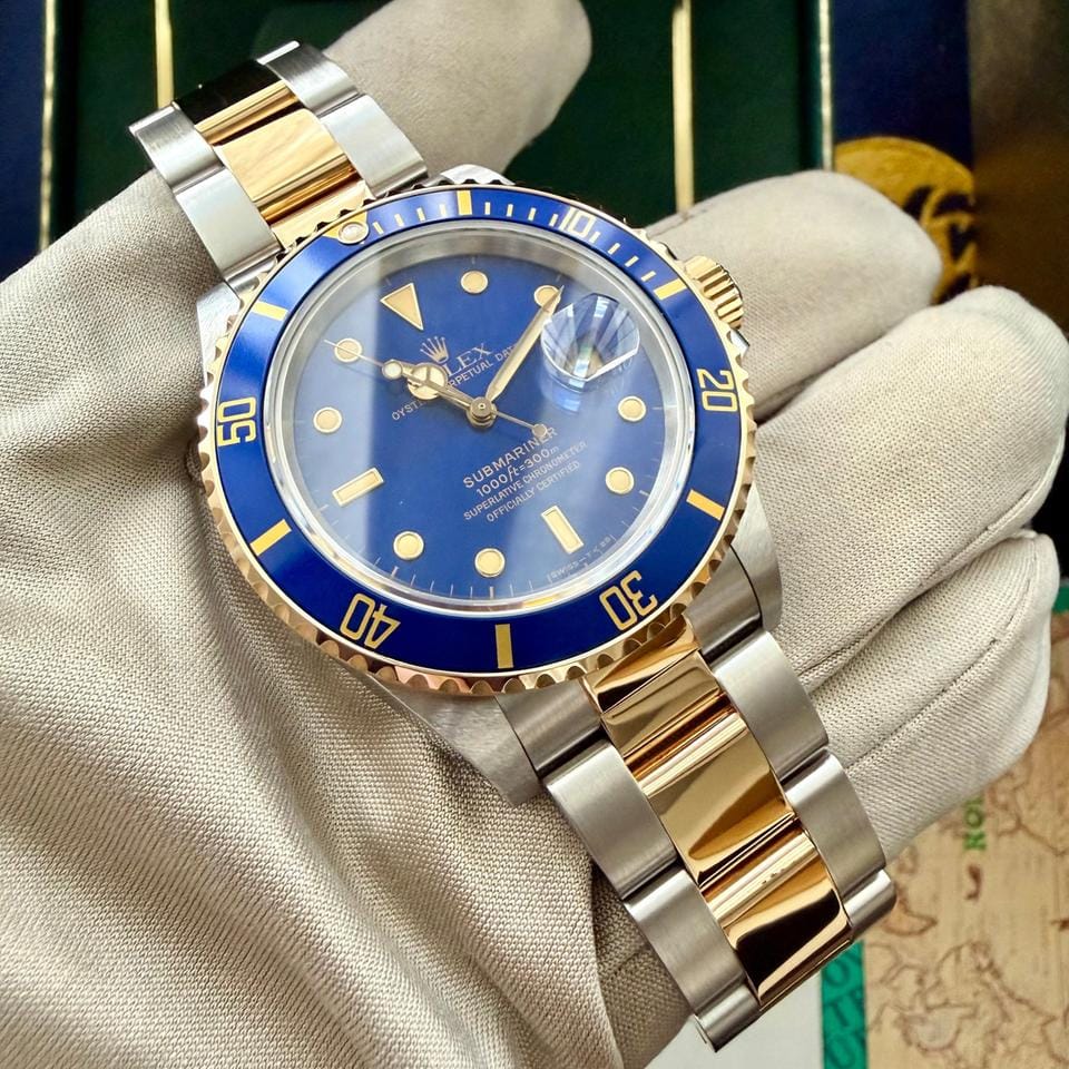 Rolex | Submariner | 16803 | Gold/Steel | 40 mm | Gold/Steel | Blue | Automatic