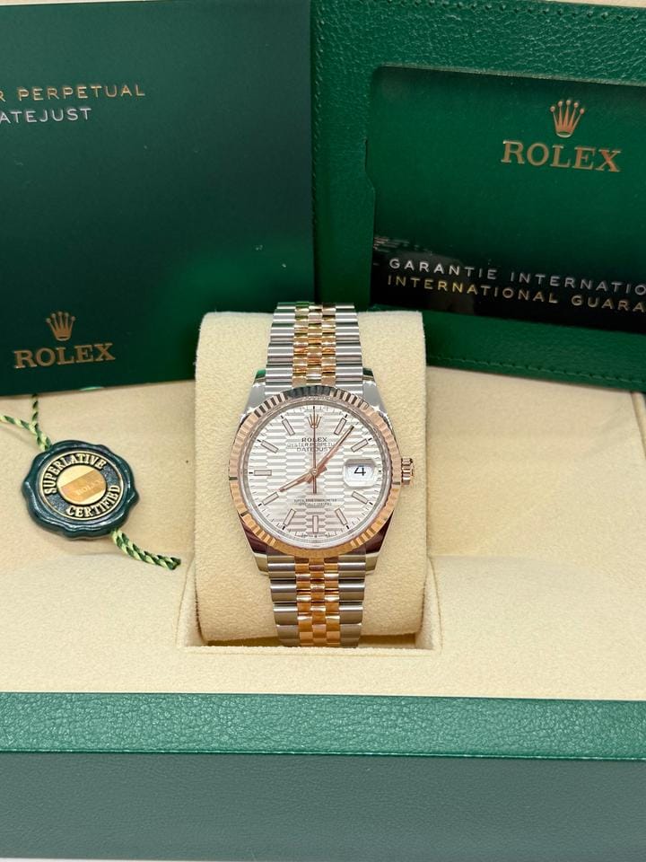 Rolex | Datejust | 126231 | Gold/Steel | 36 x 44 mm | Gold/Steel | Silver | Automatic