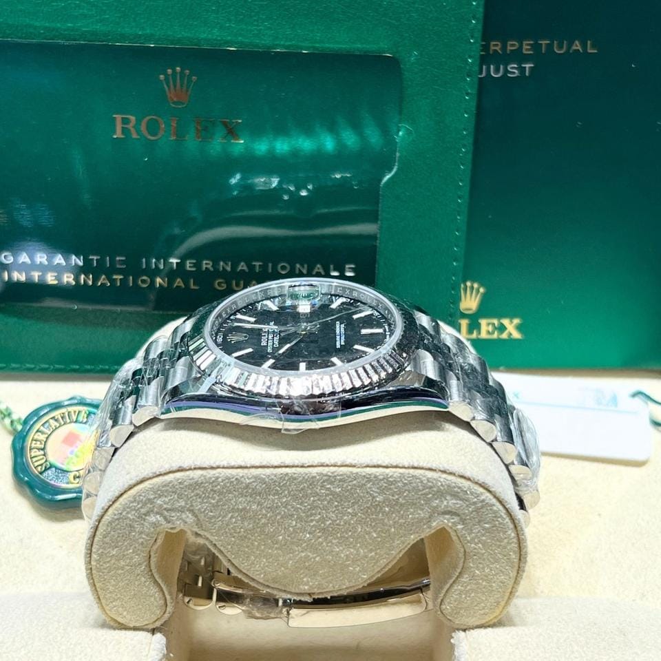 Rolex | Datejust | 126334 Black Stick Dial Jubliee Band | Steel | 41mm mm | Steel | Black | Automatic