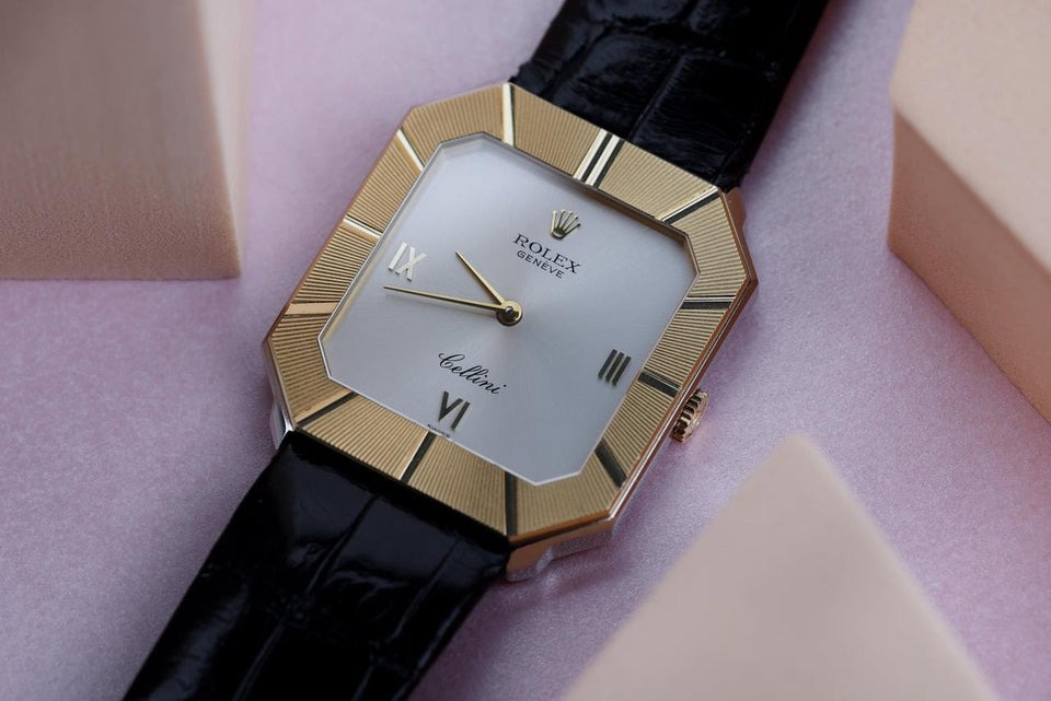 Rolex | Cellini | 4150 | Yellow gold | 28.5 mm | Leather | Silver | Manual winding