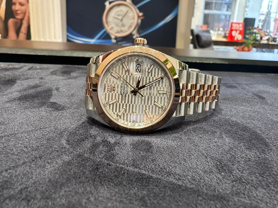 Rolex | Datejust | 126301 | Steel | 41 mm | Gold/Steel | Champagne | Automatic
