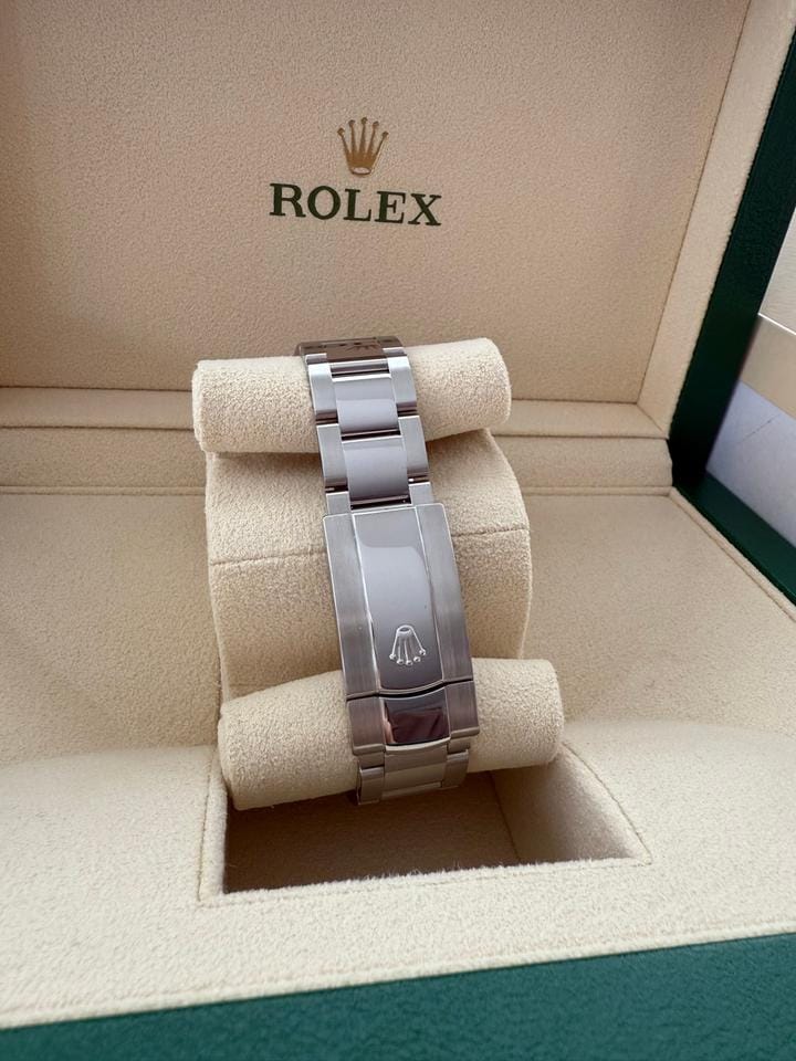 Rolex Datejust126334 Rolex datejust 41mm mint green fluted bezel oyster bracelet