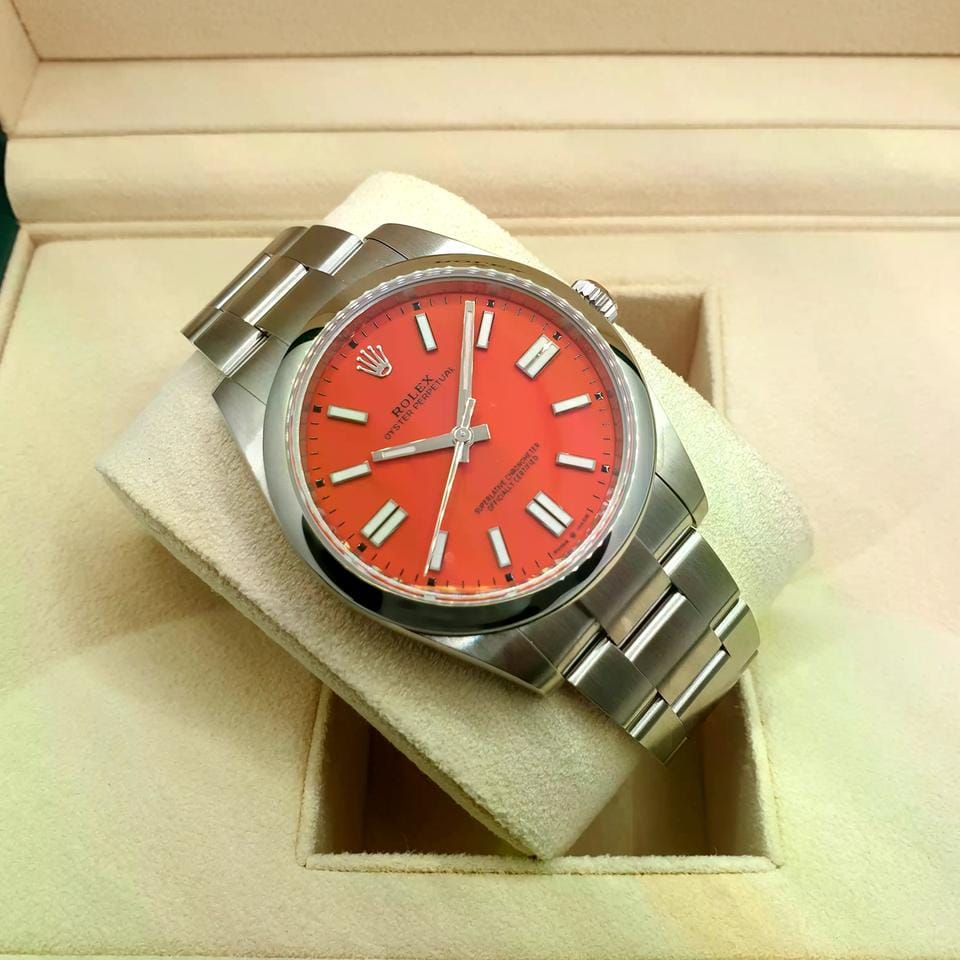 Rolex | Oyster Perpetual | 124300 | Steel | 41 mm | Steel | Red | Automatic