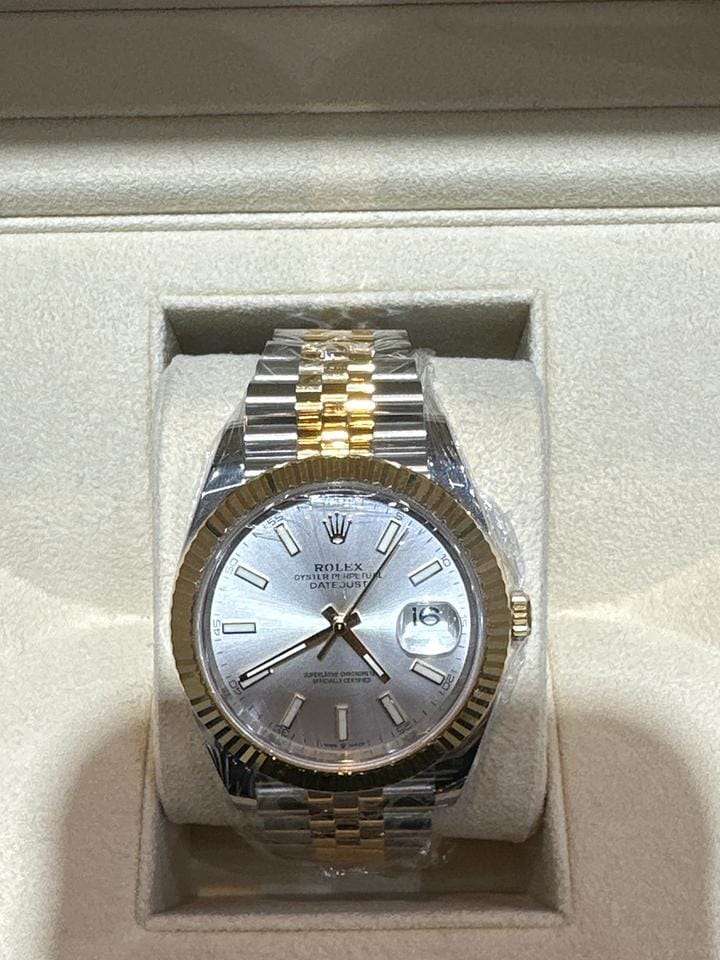 Rolex | Datejust | 126333-0002 | Gold/Steel | 41 mm | Gold/Steel | Silver | Automatic