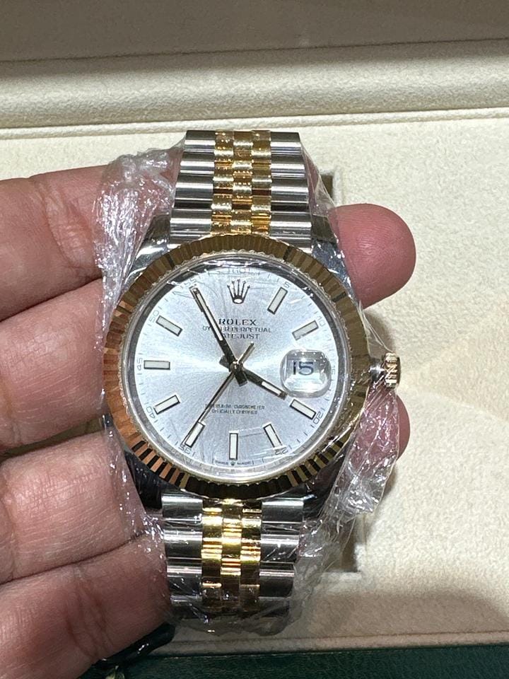 Rolex | Datejust | 126333-0002 | Gold/Steel | 41 mm | Gold/Steel | Silver | Automatic